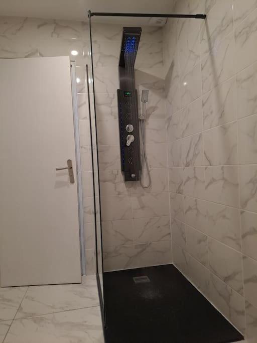 Apartamento T2 Tom Krist. / Circuit 24H / Oasis /Antares Le Mans Exterior foto
